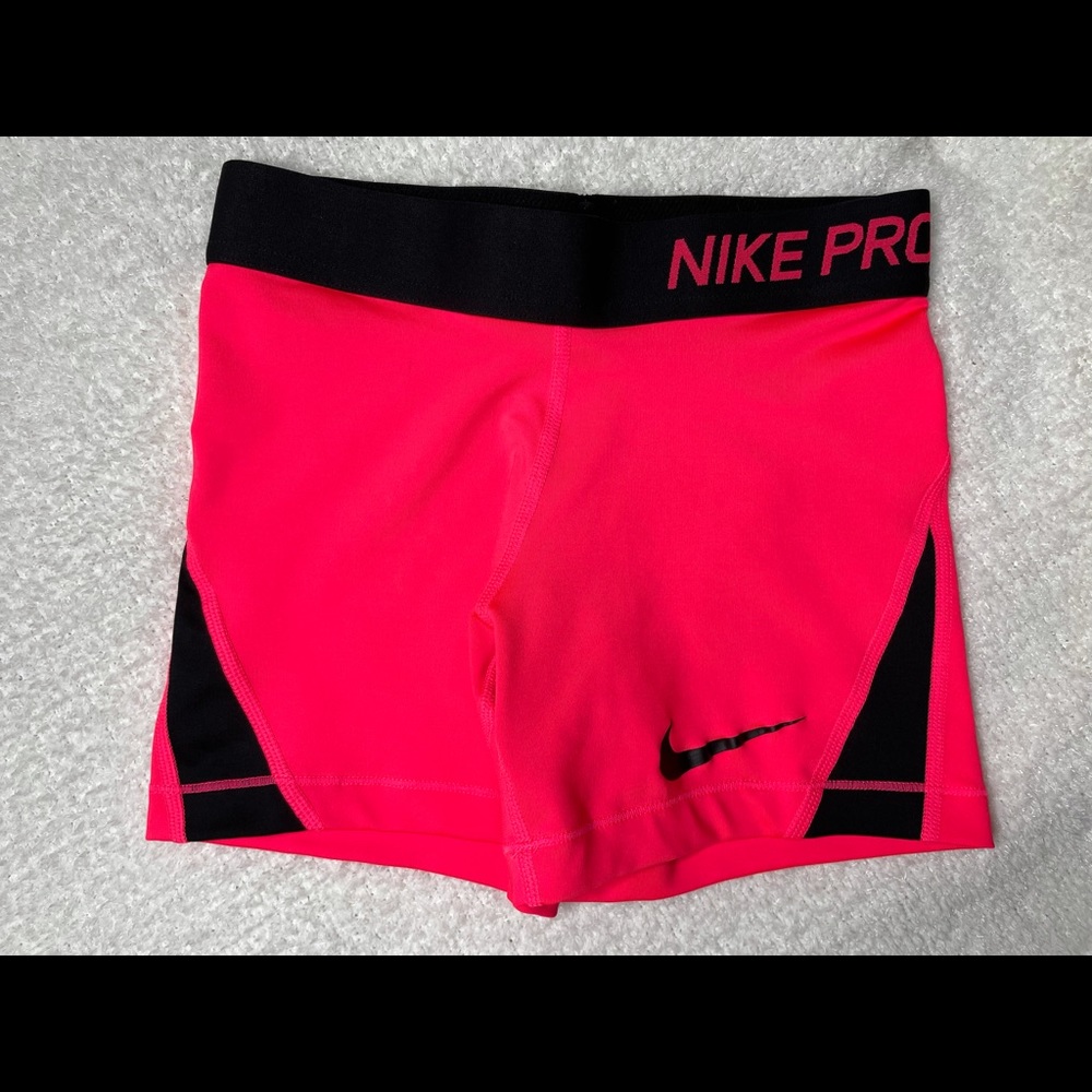 Nike Pro